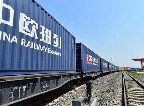 “空鐵陸?！倍嗍铰?lián)運(yùn)，河南正走在開(kāi)放的前沿